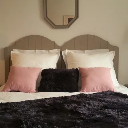 Le Clos D'uzes - Bed & Breakfast