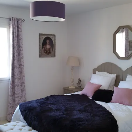 לינה וארוחת בוקר Le Clos D'uzes -