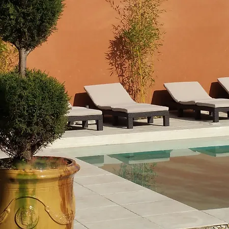 Le Clos D'uzes - Bed & Breakfast Uzès