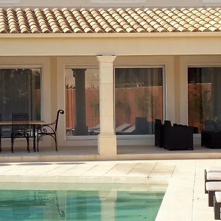 Le Clos D'uzes -