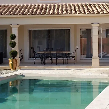Bed & Breakfast Le Clos D'uzes - 3*