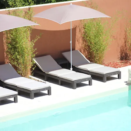 Le Clos D'uzes - Bed & Breakfast