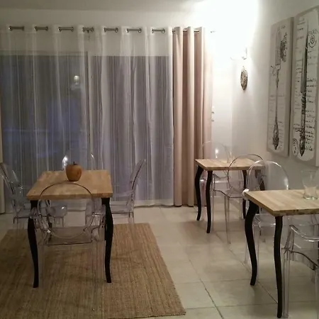 Le Clos D'uzes - Bed & Breakfast Uzès