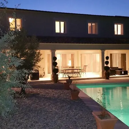 Le Clos D'uzes - Uzes