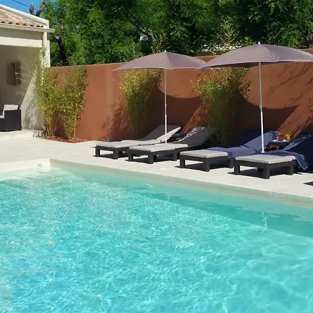 Le Clos D'uzes - Uzes