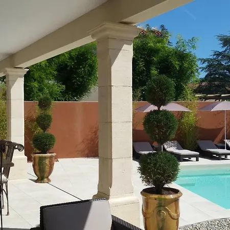 Le Clos D'uzes - 3* Uzes